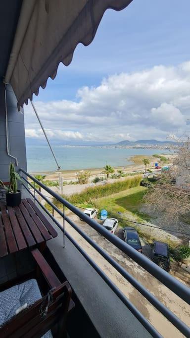 Seaside Apartment - Charlie'S House Chalkís Extérieur photo